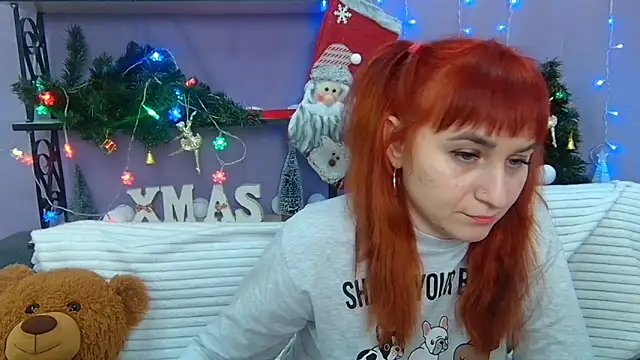 NinaFlawlees online show from 01.04.25