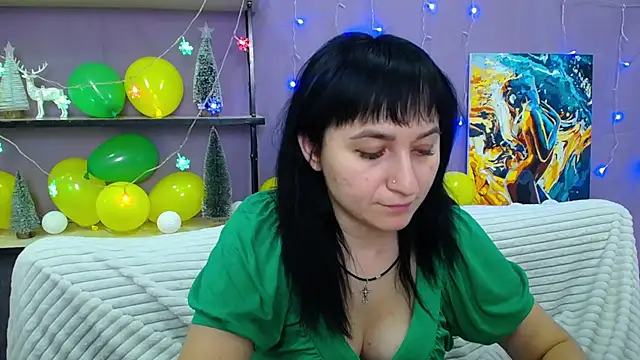 NinaFlawlees online show from 01.13.25