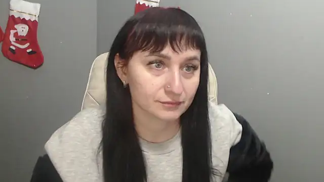 NinaFlawlees online show from 01.08.26