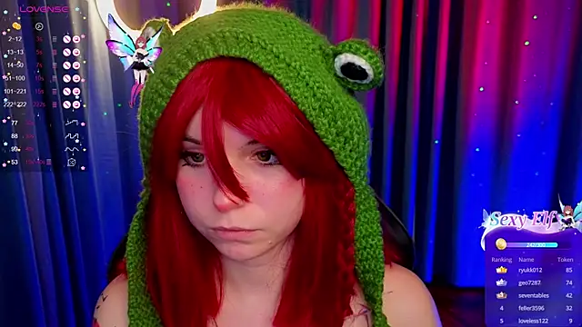 Snapshot of zelda_1 chatting on 12.11.24 zelda 1 online show from 12.11.24
