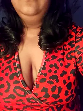 Snapshot of sassy_horny chatting on 02.13.25 sassy horny online show from 02.13.25