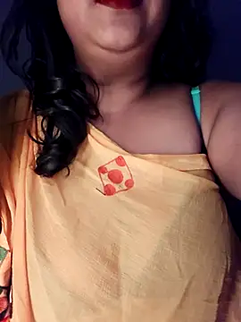 Snapshot of sassy_horny chatting on 03.22.25 sassy horny online show from 03.22.25