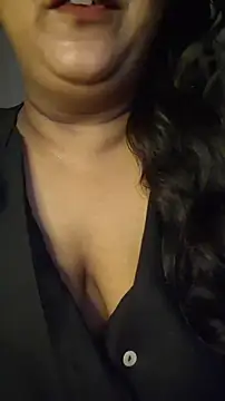 Snapshot of sassy_horny chatting on 09.26.25 sassy horny online show from 09.26.25