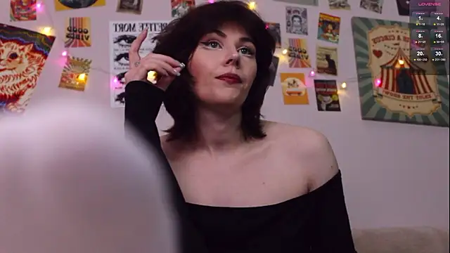 Snapshot of Luna_Blake chatting on 03.26.26 Luna Blake online show from 03.26.26