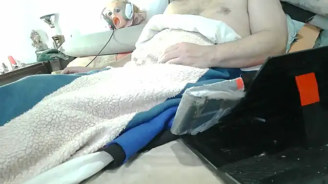 Snapshot of messi_syssy chatting on 04.09.26 messi syssy online show from 04.09.26