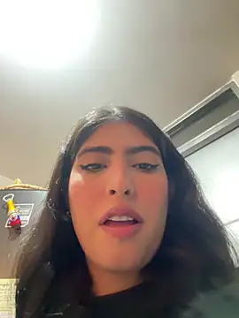 Gaby zahir  online show from 01.25.25