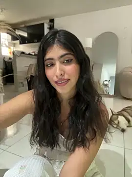 Gaby zahir  online show from 03.18.25