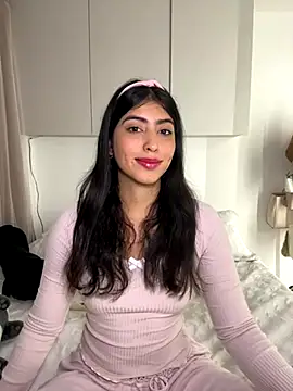 Gaby zahir  online show from 09.23.25