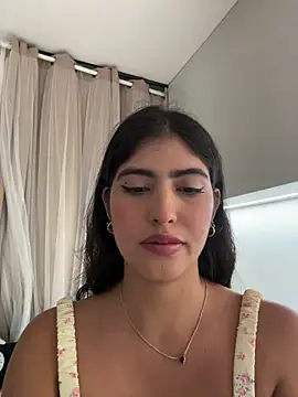 Snapshot of Gaby_zahir_ chatting on 05.19.26 Gaby zahir online show from 05.19.26