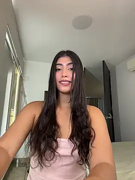 Snapshot of Gaby_zahir_ chatting on 05.29.26 Gaby zahir online show from 05.29.26