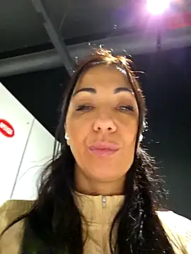 LeticiaWoods online show from 11.29.25