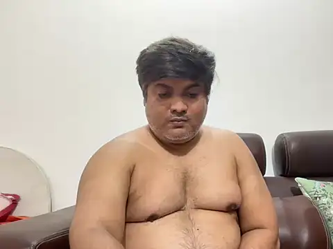 Snapshot of cuteankitv chatting on 10.20.25 cuteankitv online show from 10.20.25