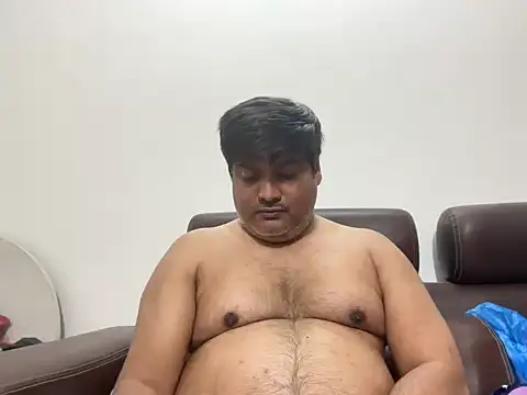 Snapshot of cuteankitv chatting on 12.14.25 cuteankitv online show from 12.14.25