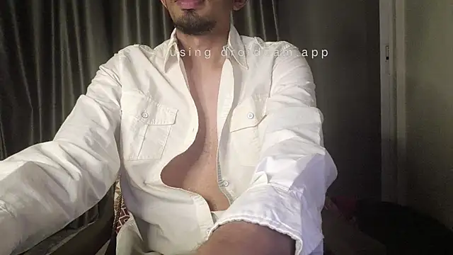 Snapshot of skinny_tamer chatting on 07.14.26 skinny tamer online show from 07.14.26