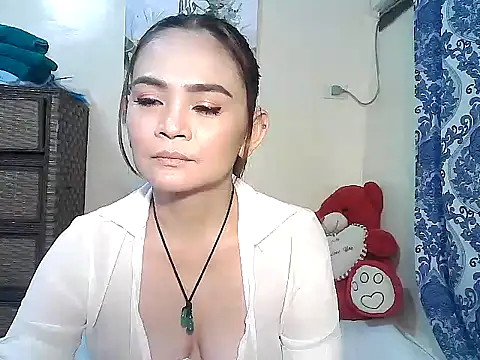 Kisses-13 online show from 11.15.25