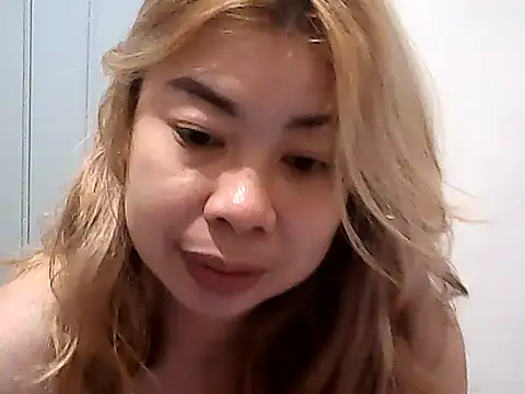 Snapshot of Totally_Naked69 chatting on 01.13.25 Totally Naked69 online show from 01.13.25