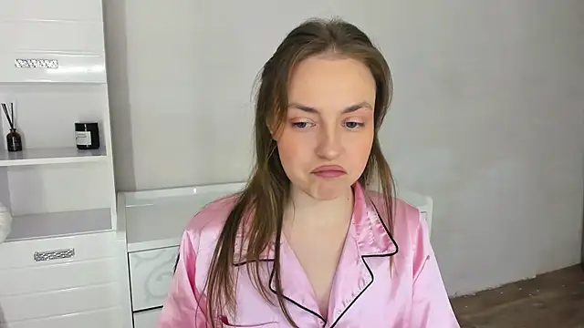 JessicaNickson online show from 10.31.25