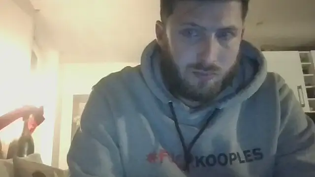 Snapshot of lololaland chatting on 11.19.25 lololaland online show from 11.19.25