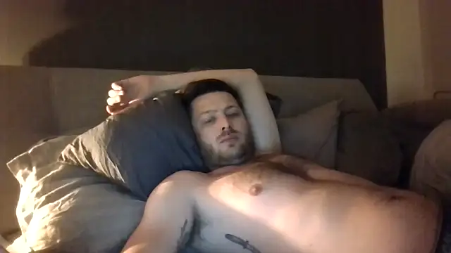 Snapshot of lololaland chatting on 11.25.25 lololaland online show from 11.25.25