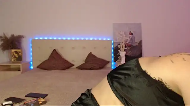 RoxannePure online show from 01.18.25