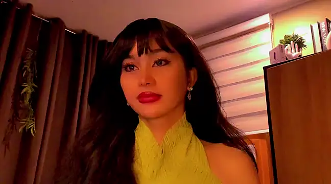 Snapshot of YOURCRISTINAS chatting on 03.07.25 YOURCRISTINAS online show from 03.07.25