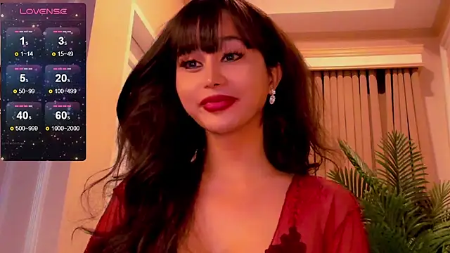 Snapshot of YOURCRISTINAS chatting on 09.09.25 YOURCRISTINAS online show from 09.09.25