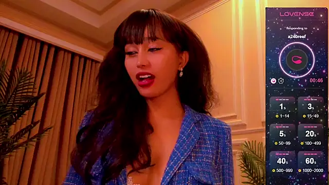 Snapshot of YOURCRISTINAS chatting on 10.05.25 YOURCRISTINAS online show from 10.05.25