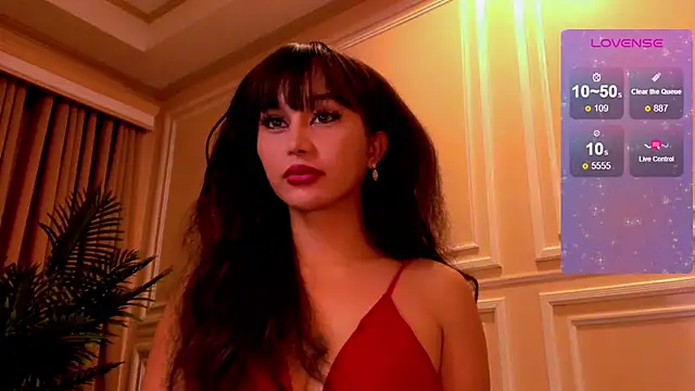 Snapshot of YOURCRISTINAS chatting on 10.30.25 YOURCRISTINAS online show from 10.30.25