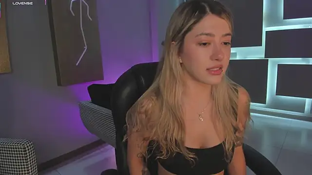 EveBensonX online show from 12.15.25