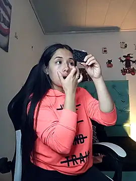 Sofia 888 online show from 10.21.25