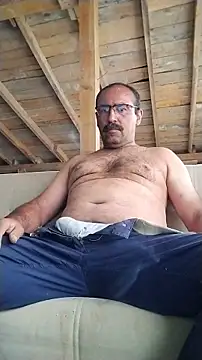 Snapshot of masculine_bear_daddy chatting on 06.13.26 masculine bear daddy online show from 06.13.26
