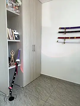 Snapshot of Ale_Lewis chatting on 12.06.24 Ale Lewis online show from 12.06.24