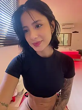 Snapshot of Ale_Lewis chatting on 01.02.25 Ale Lewis online show from 01.02.25