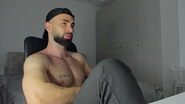 Snapshot of MichaelMasterss chatting on 02.14.26 MichaelMasterss online show from 02.14.26