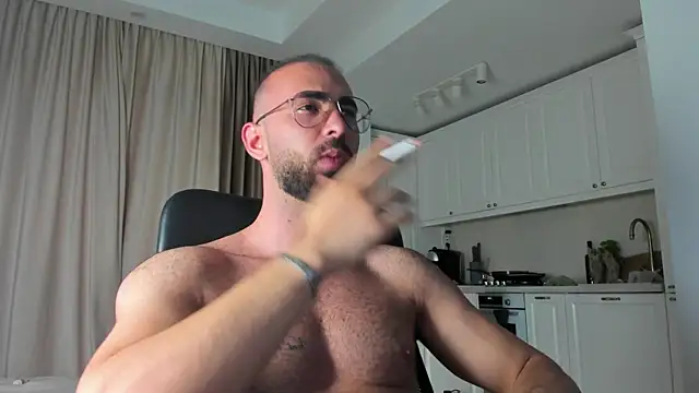 Snapshot of MichaelMasterss chatting on 07.22.26 MichaelMasterss online show from 07.22.26