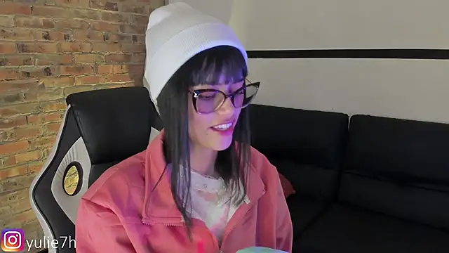  Jessy Moon  online show from 02.16.25