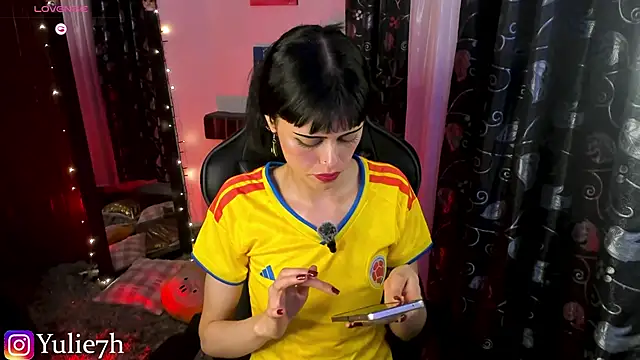 Snapshot of _Jessy_Moon_ chatting on 06.18.26 Jessy Moon online show from 06.18.26