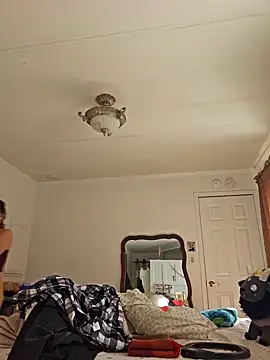 mossy kiss online show from 01.12.25