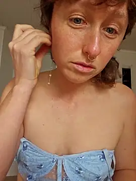 mossy kiss online show from 02.16.25