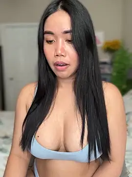 Snapshot of JazzieXo chatting on 12.03.24 JazzieXo online show from 12.03.24