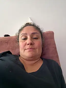 gabiTetas online show from 11.25.25