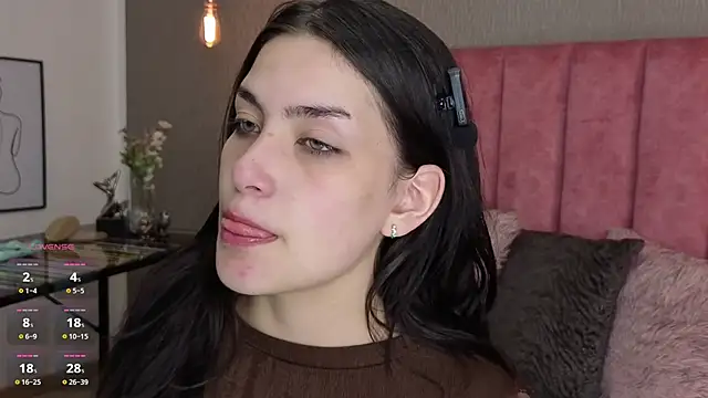 Snapshot of Alexa_Thaylor_ chatting on 05.05.26 Alexa Thaylor online show from 05.05.26