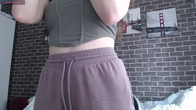  Hot Lady  online show from 01.08.25