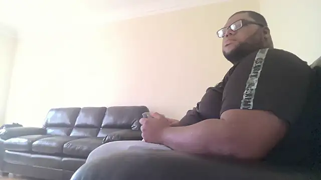 Chiblkchubottom2012 online show from 03.30.26