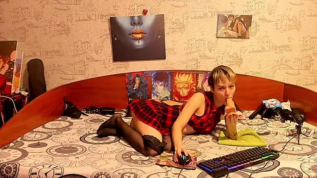 KagamiTayga online show from 10.04.25