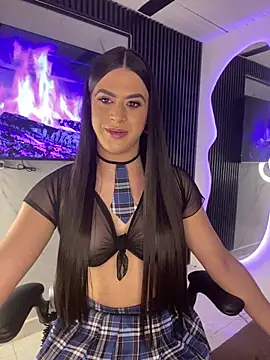Snapshot of Naughtysofiaa chatting on 06.30.26 Naughtysofiaa online show from 06.30.26