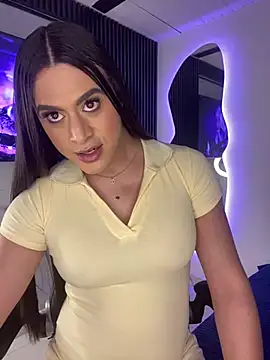 Snapshot of Naughtysofiaa chatting on 07.16.26 Naughtysofiaa online show from 07.16.26