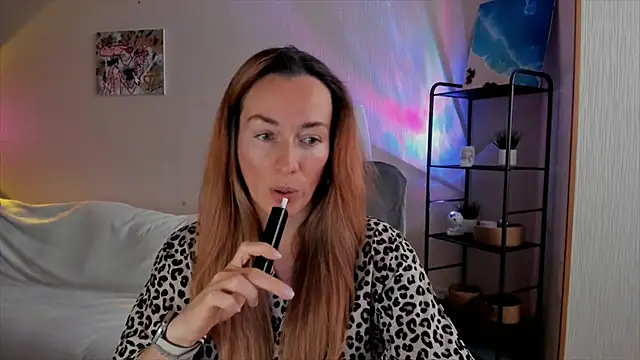 RebeccaMartinez online show from 11.27.25