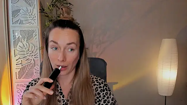 RebeccaMartinez online show from 02.10.26