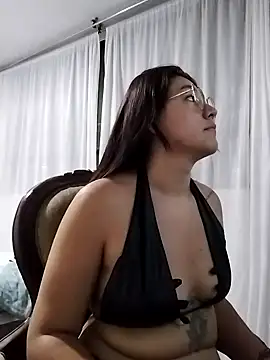 katha steele  online show from 12.17.24